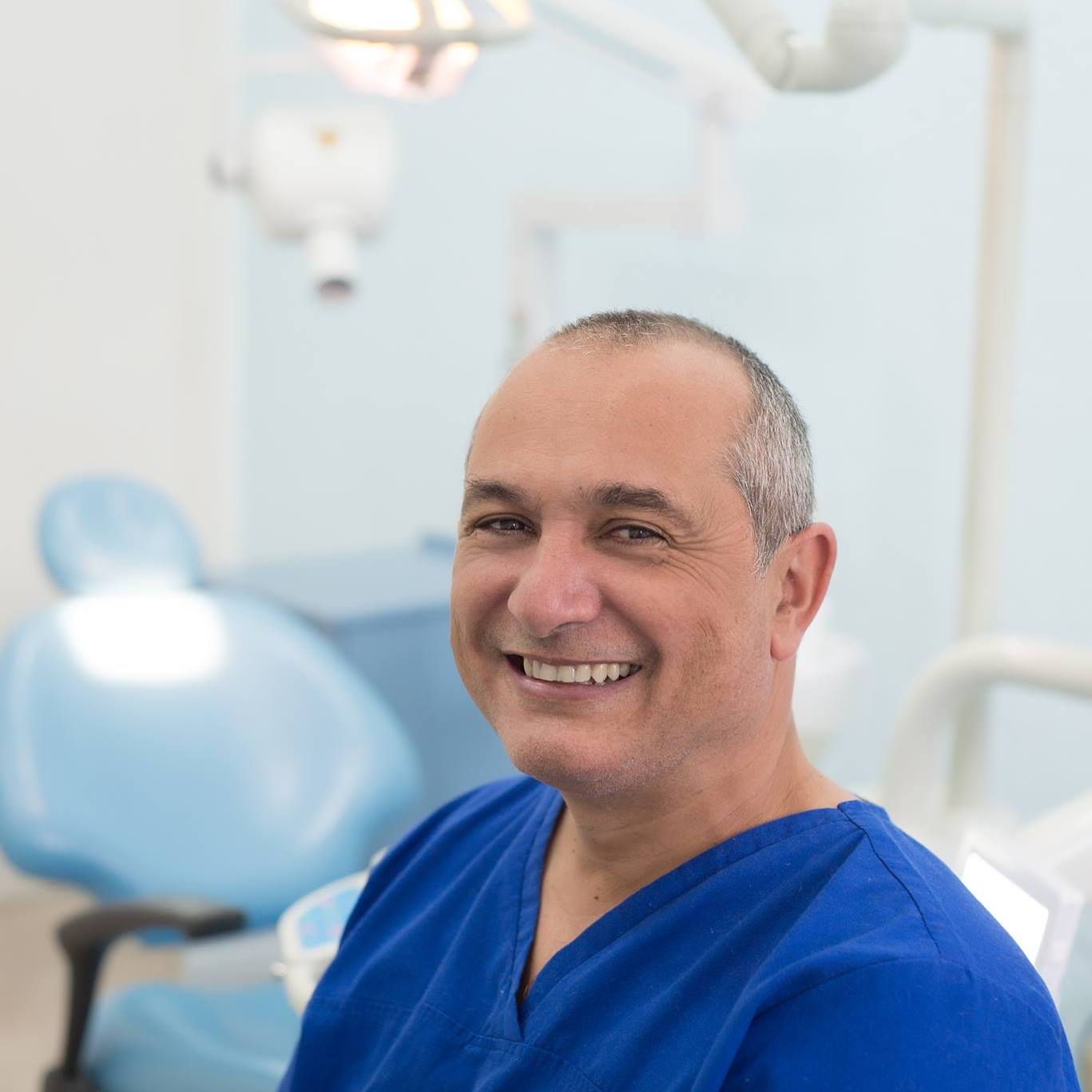 The picture shows Prof. Martiniano Francischetti.